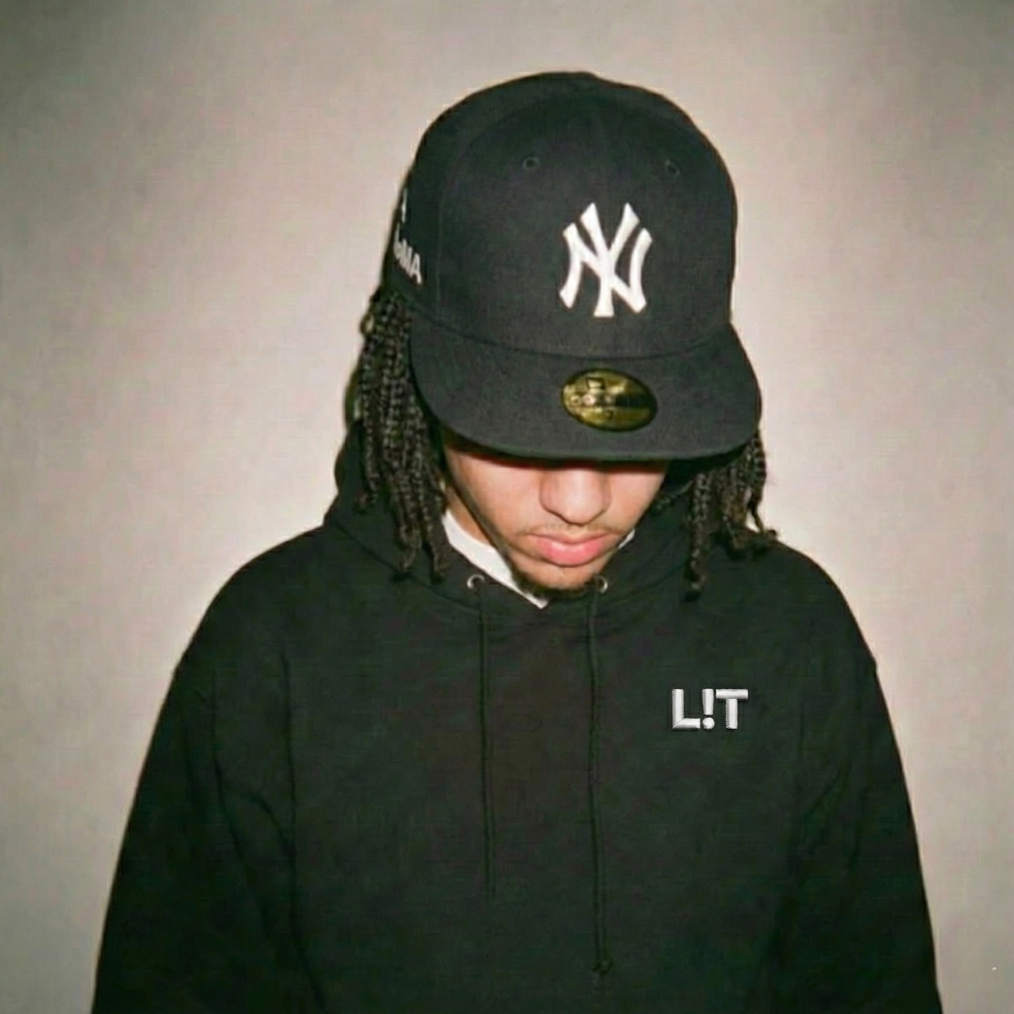 L!T Hoodie